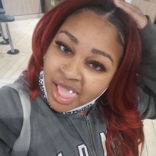 Whats good this Aqua im 27 years fresh young a BBW with grey eyes im 5'2 lightskin pretty sexy face with dimples i d...